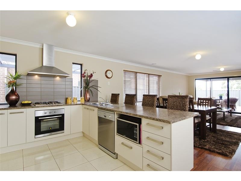 43 Kalorama Street, Tarneit VIC 3029