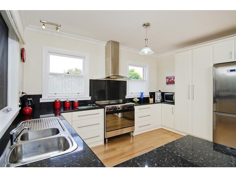 25 Market Road, Werribee VIC 3030