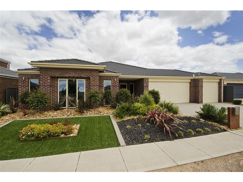 4 Eucumbene Road, Wyndham Vale VIC 3024