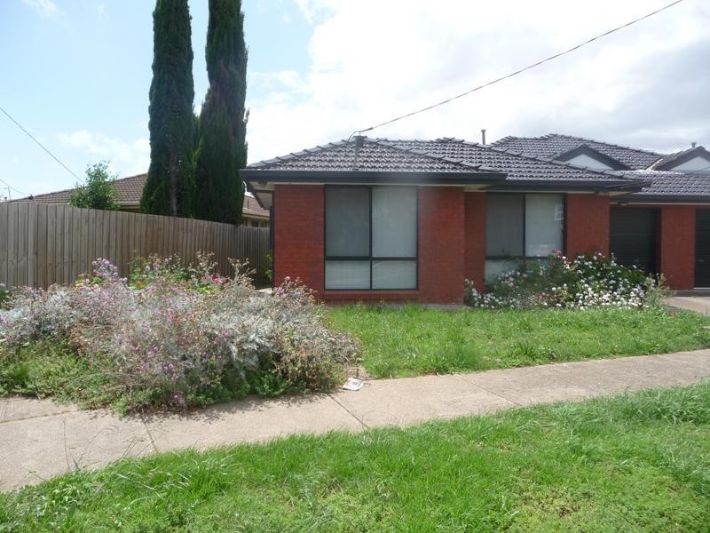 2 Hooker Road, Werribee VIC 3030