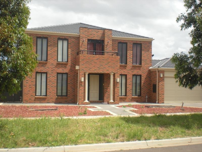 43 Manor Lakes Blvd, Wyndham Vale VIC 3024