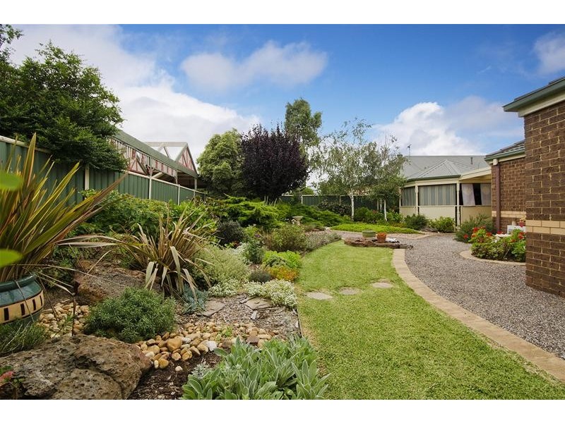 1 Clover Lane, Wyndham Vale VIC 3024