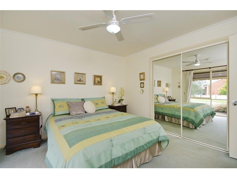 1 Clover Lane, Wyndham Vale VIC 3024