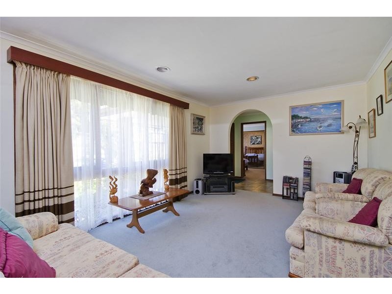 14 Quartok Avenue, Werribee VIC 3030