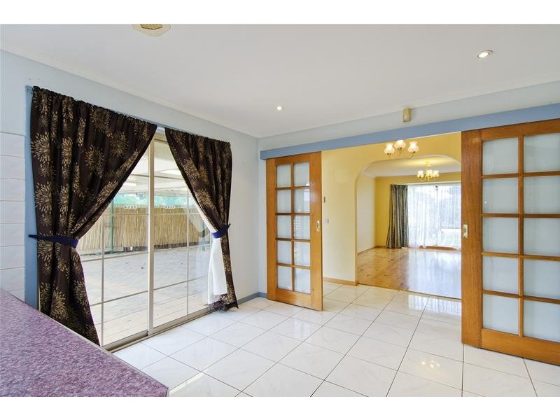 8 Hakea Court, Altona Meadows VIC 3028