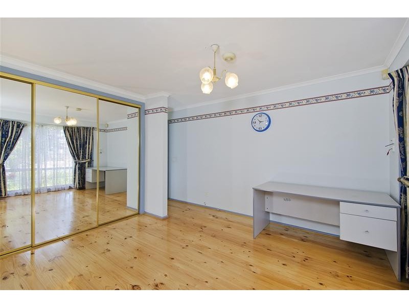 8 Hakea Court, Altona Meadows VIC 3028