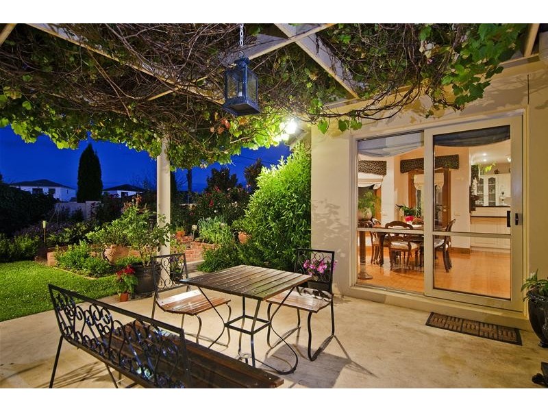 16 Larose Place, Werribee VIC 3030