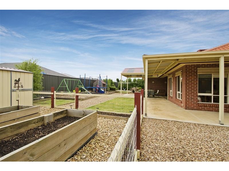 6 Glenmaggie Place, Wyndham Vale VIC 3024