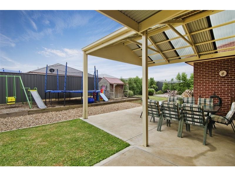 6 Glenmaggie Place, Wyndham Vale VIC 3024