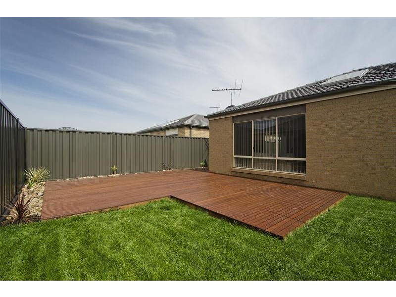 11 Clematis Crescent, Wyndham Vale VIC 3024