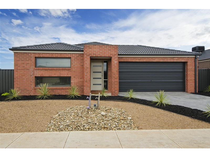 76 Kinglake Drive, Wyndham Vale VIC 3024