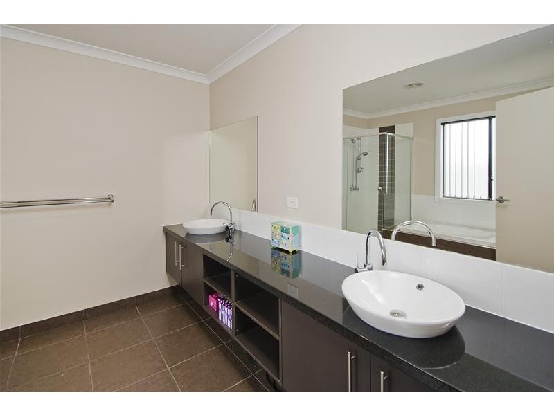 6 Sherlock Avenue, Tarneit VIC 3029
