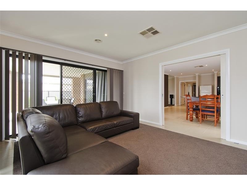 6 Sherlock Avenue, Tarneit VIC 3029
