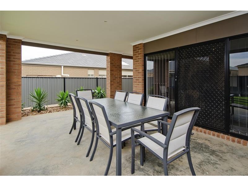 6 Sherlock Avenue, Tarneit VIC 3029