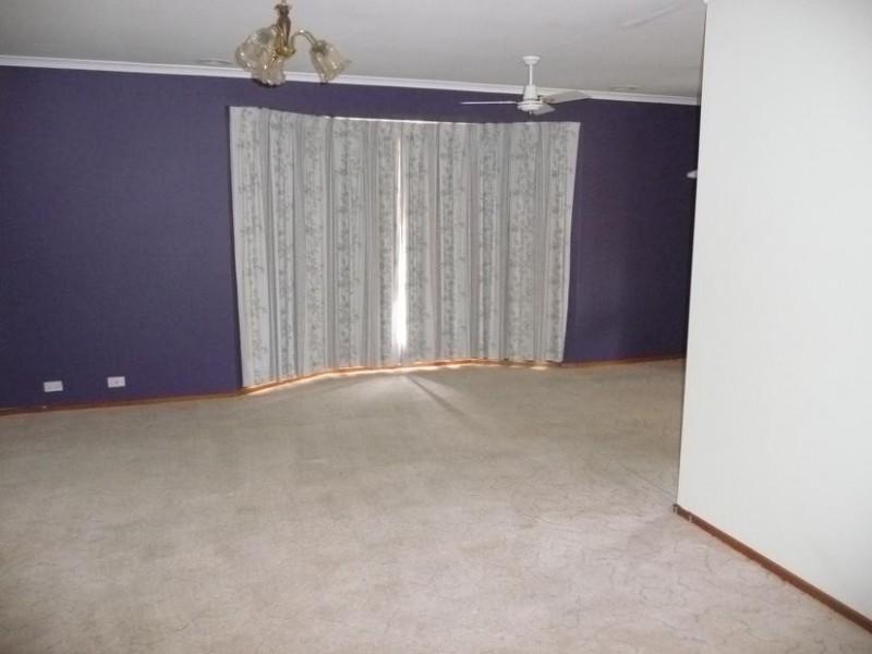 16 STRICKLAND AVENUE, Hoppers Crossing VIC 3029