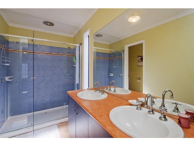 22 Barcoo Street, Wyndham Vale VIC 3024