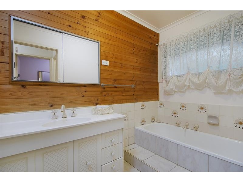 9 Collins Street, Werribee VIC 3030