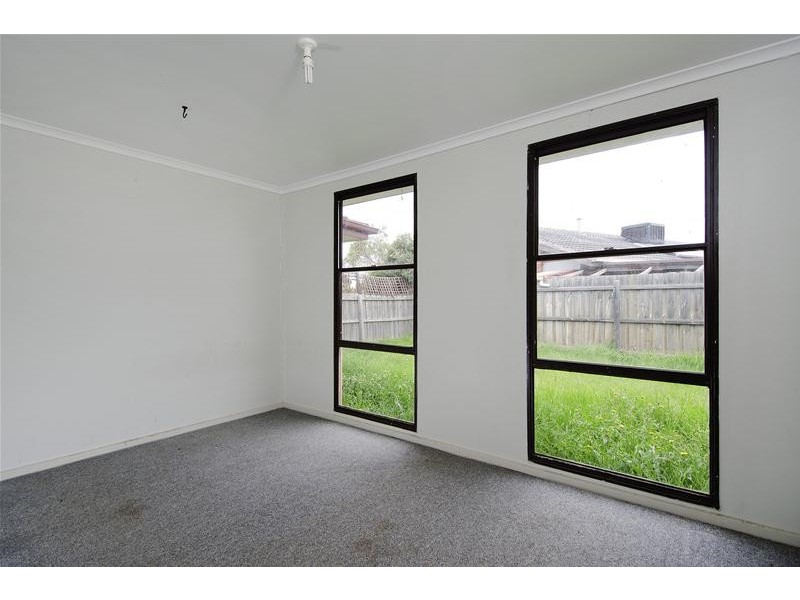 10 Cormorant Crescent, Werribee VIC 3030