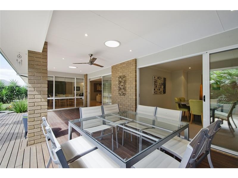 6 Jade Crescent, Wyndham Vale VIC 3024