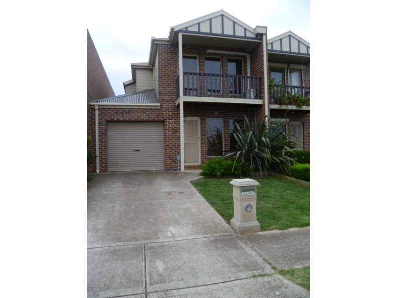 2/6 Salisbury Street, Werribee VIC 3030