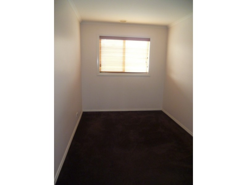 2/6 Salisbury Street, Werribee VIC 3030