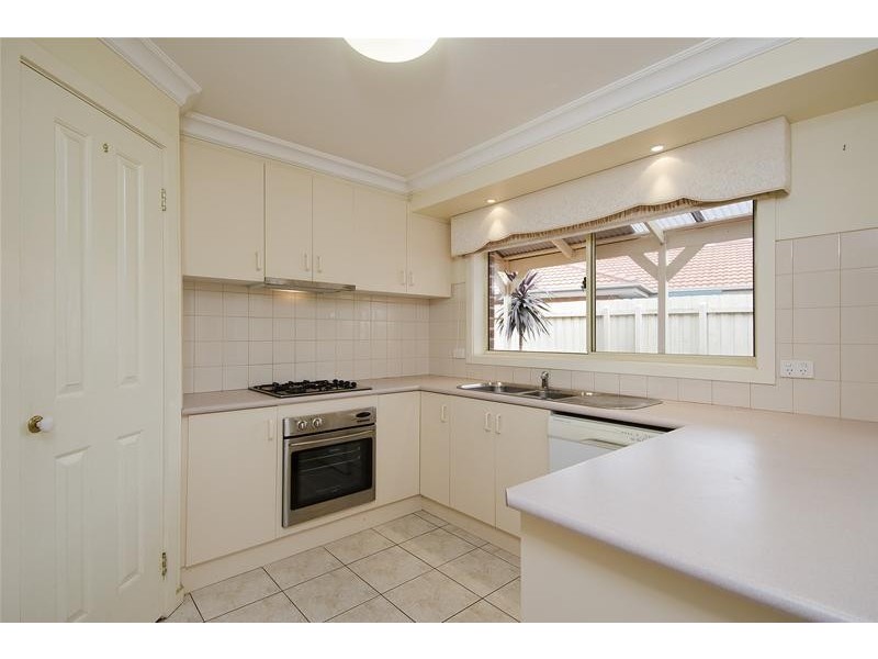 12 Nicholson Close, Werribee VIC 3030