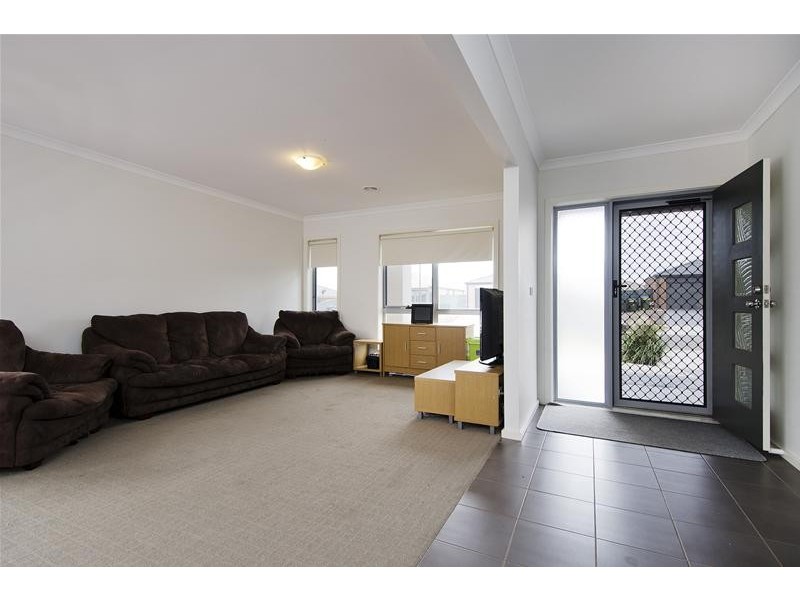 15 Hidden Valley Drive, Tarneit VIC 3029