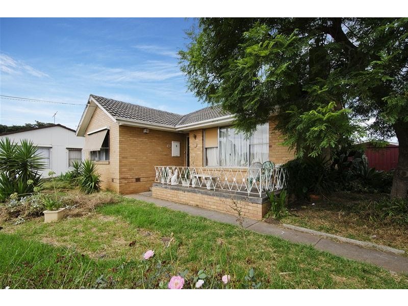 3 Vincent Crescent, Werribee VIC 3030