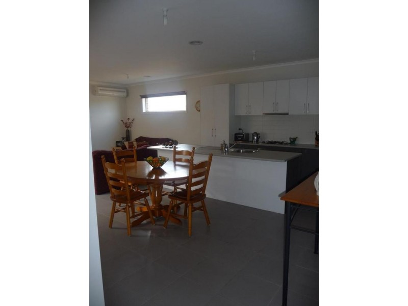 1/11 Annarosa Court, Werribee VIC 3030