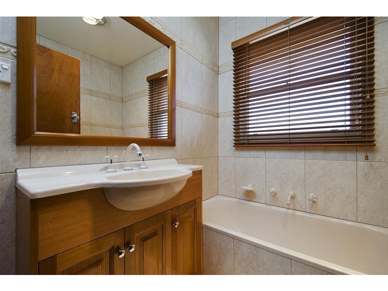 13 Parker Street, Werribee VIC 3030