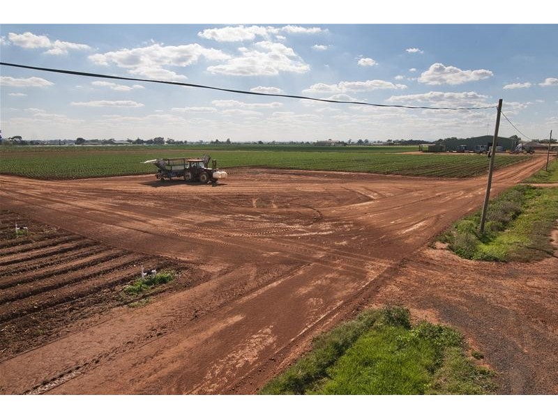 O’Connors Road, Werribee South VIC 3030