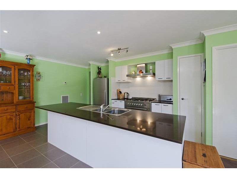 8 Decora Court, Werribee VIC 3030