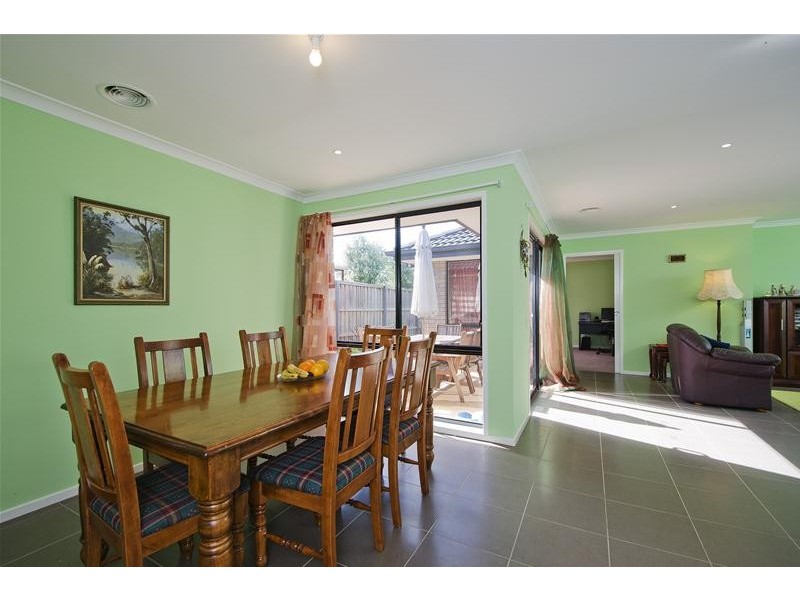 8 Decora Court, Werribee VIC 3030