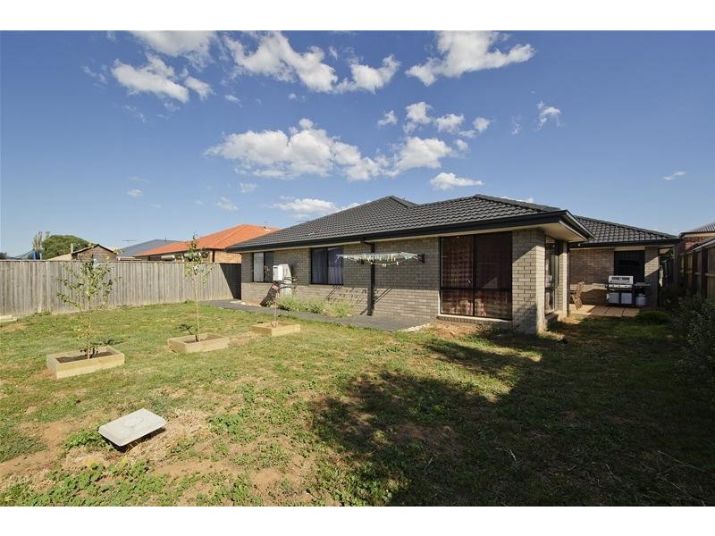 8 Decora Court, Werribee VIC 3030