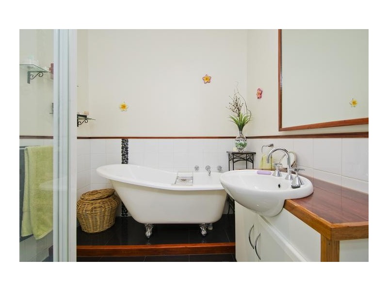 25 Market Road, Werribee VIC 3030