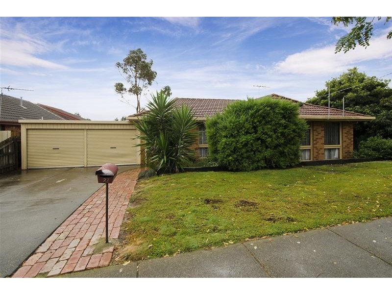 27 Angela Drive, Hoppers Crossing VIC 3029