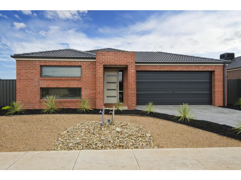 76 Kinglake Drive, Wyndham Vale VIC 3024