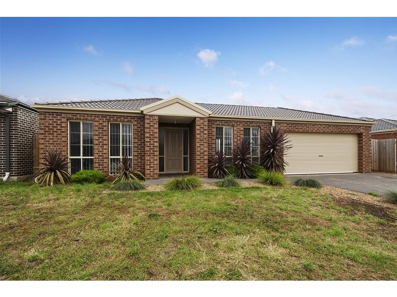 9 Pilotbird Way, Tarneit VIC 3029