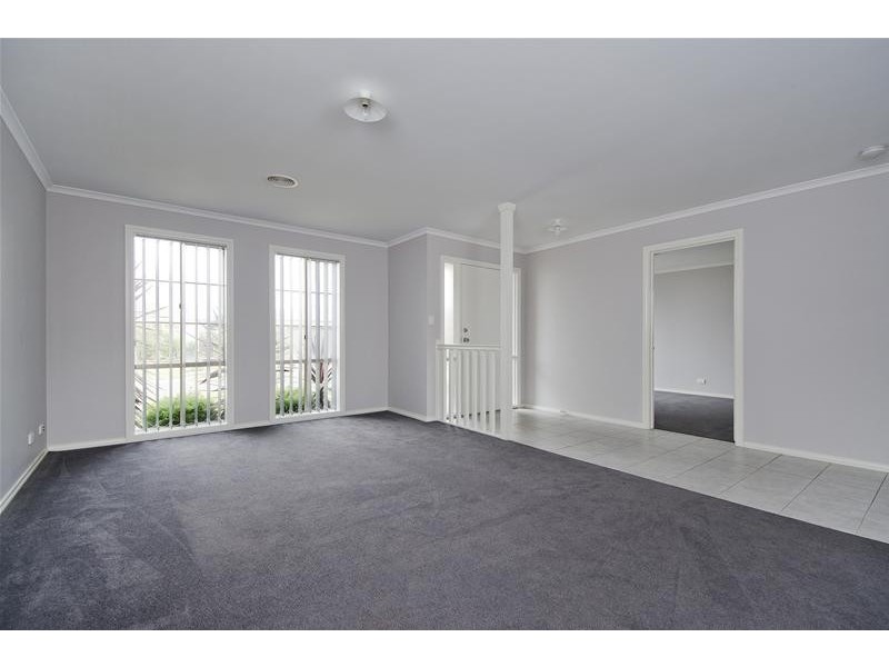 9 Pilotbird Way, Tarneit VIC 3029