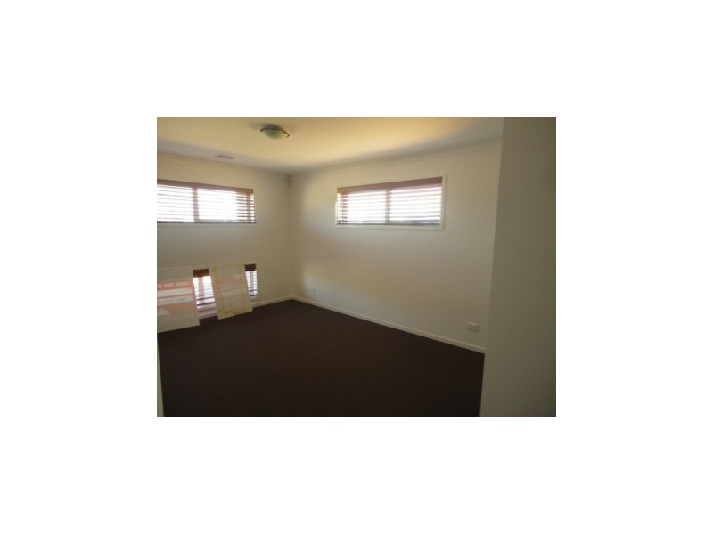 16 Jeremy Street, Tarneit VIC 3029