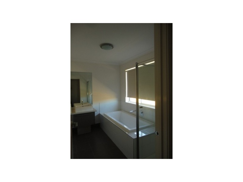 16 Jeremy Street, Tarneit VIC 3029