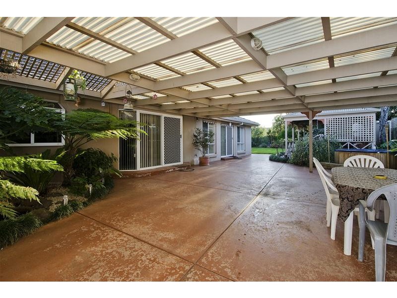 2 Henshaw Court, Werribee VIC 3030