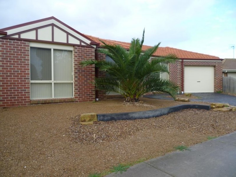 11/6-10 Latham Street, Werribee VIC 3030