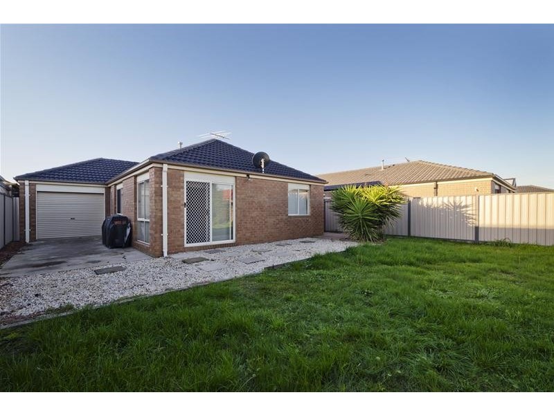 69 Knightsbridge Drive, Tarneit VIC 3029