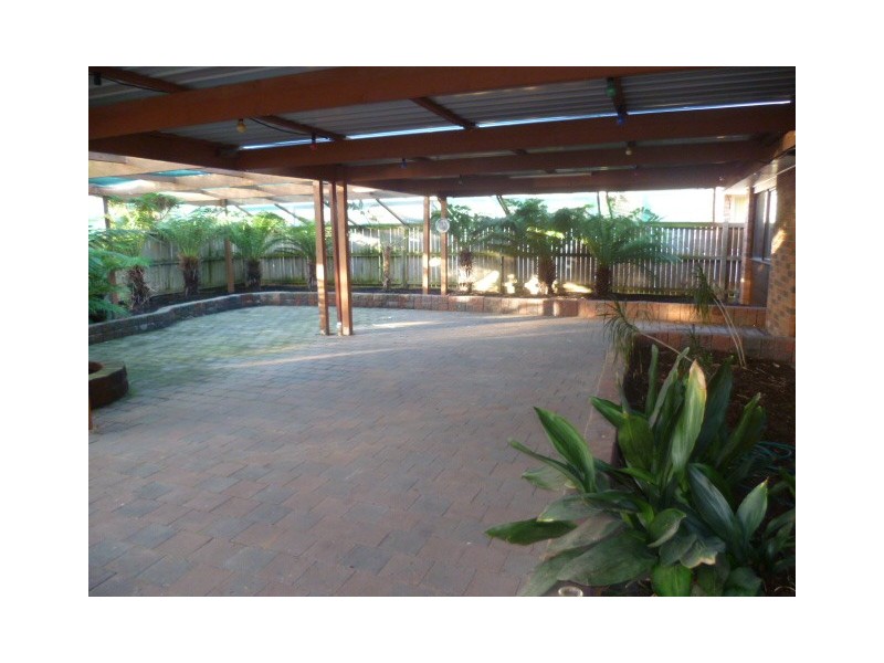 6 AURORA CRT,, Werribee VIC 3030