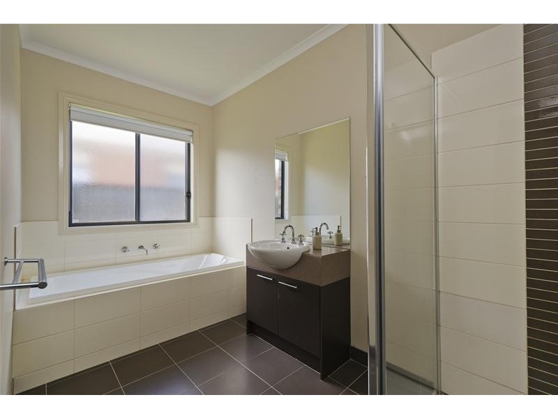 21 Archibald Chase, Point Cook VIC 3030