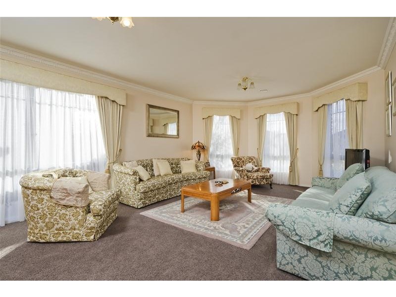 2 Quinlan Court, Werribee VIC 3030