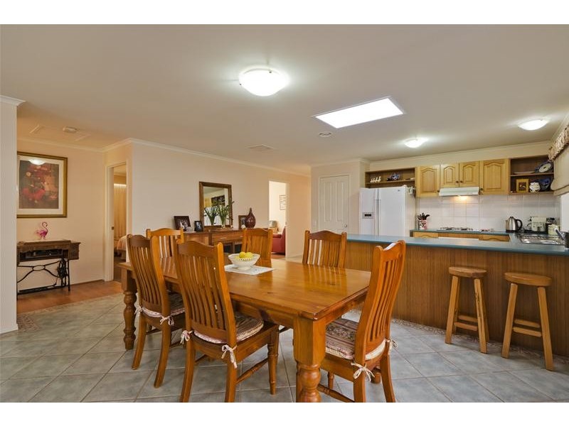 2 Quinlan Court, Werribee VIC 3030
