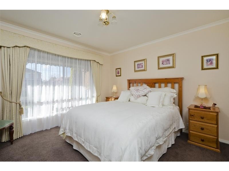 2 Quinlan Court, Werribee VIC 3030