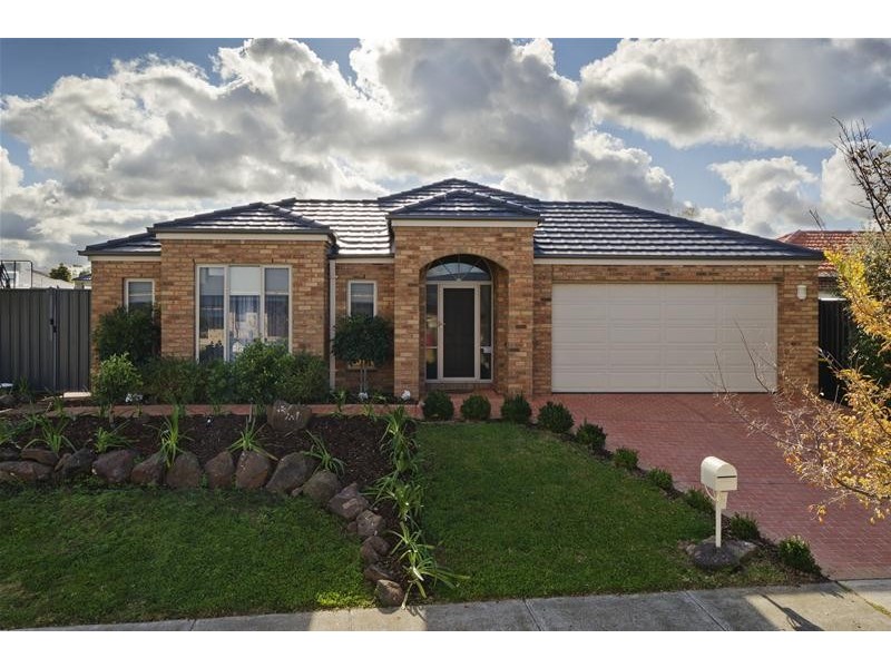 5 Glenmaggie Place, Wyndham Vale VIC 3024